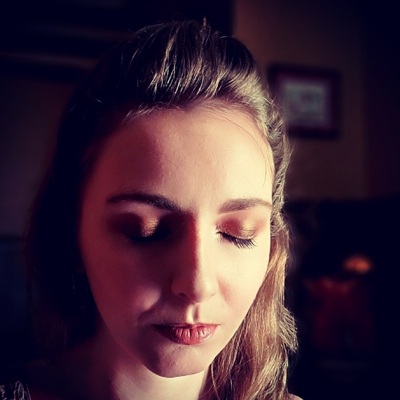 Meet your Posher - Picture 12 of 16